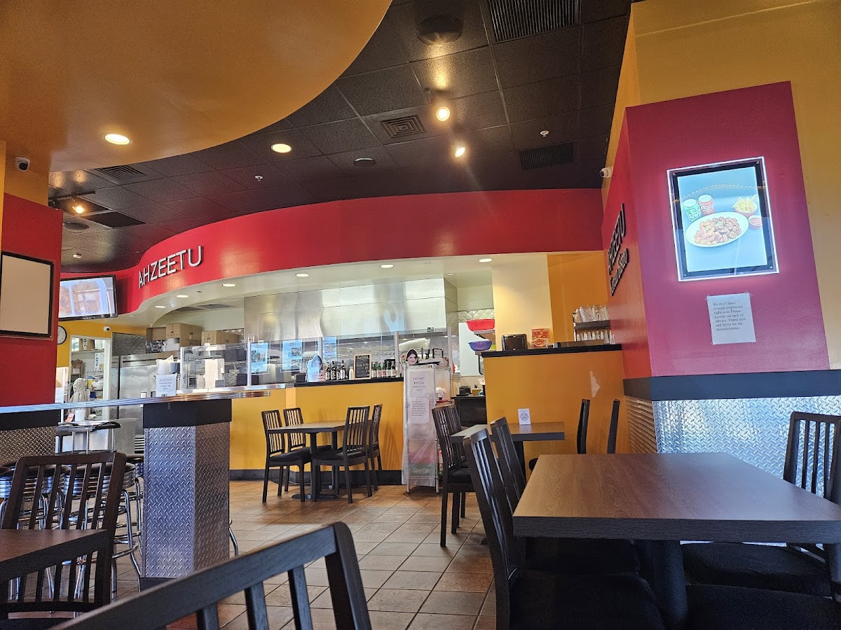 Ahzeetu Korean Bistro